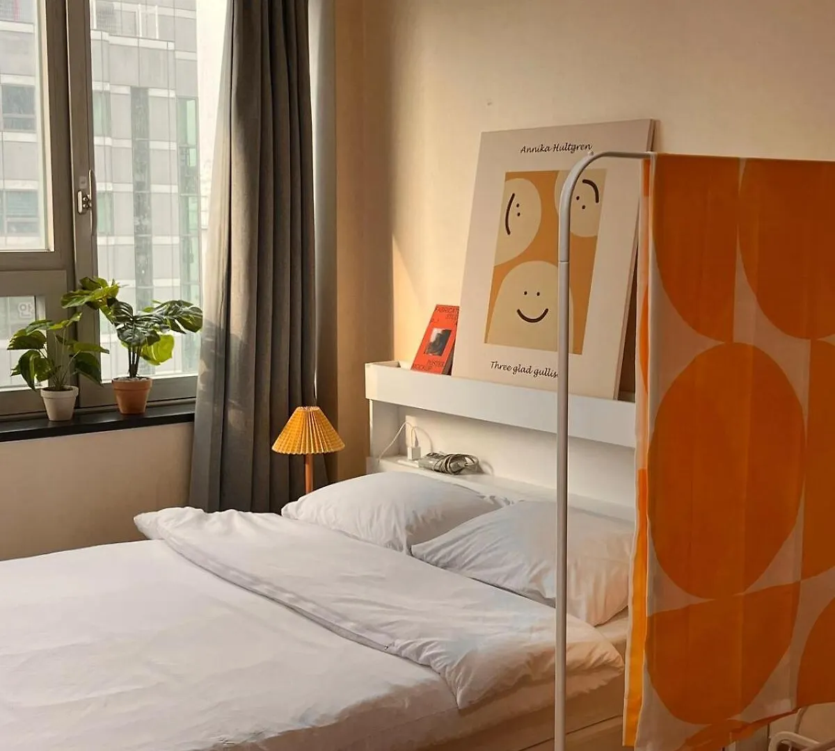 Apartment 1 # Namyeong Station 2 Minutes # Sookmyung Women'S University Station 4 Minutes # Parking Available # Orange House Seoul