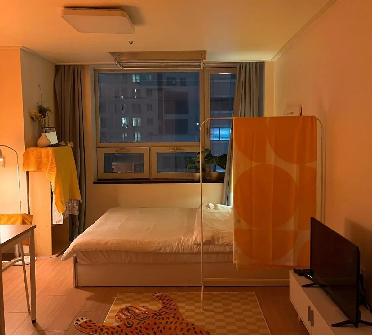 1 # Namyeong Station 2 Minutes # Sookmyung Women'S University Station 4 Minutes # Parking Available # Orange House Seoul 0*,
