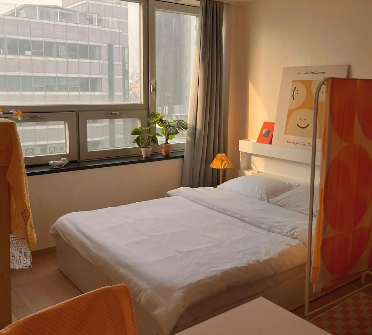 1 # Namyeong Station 2 Minutes # Sookmyung Women'S University Station 4 Minutes # Parking Available # Orange House Seoul
